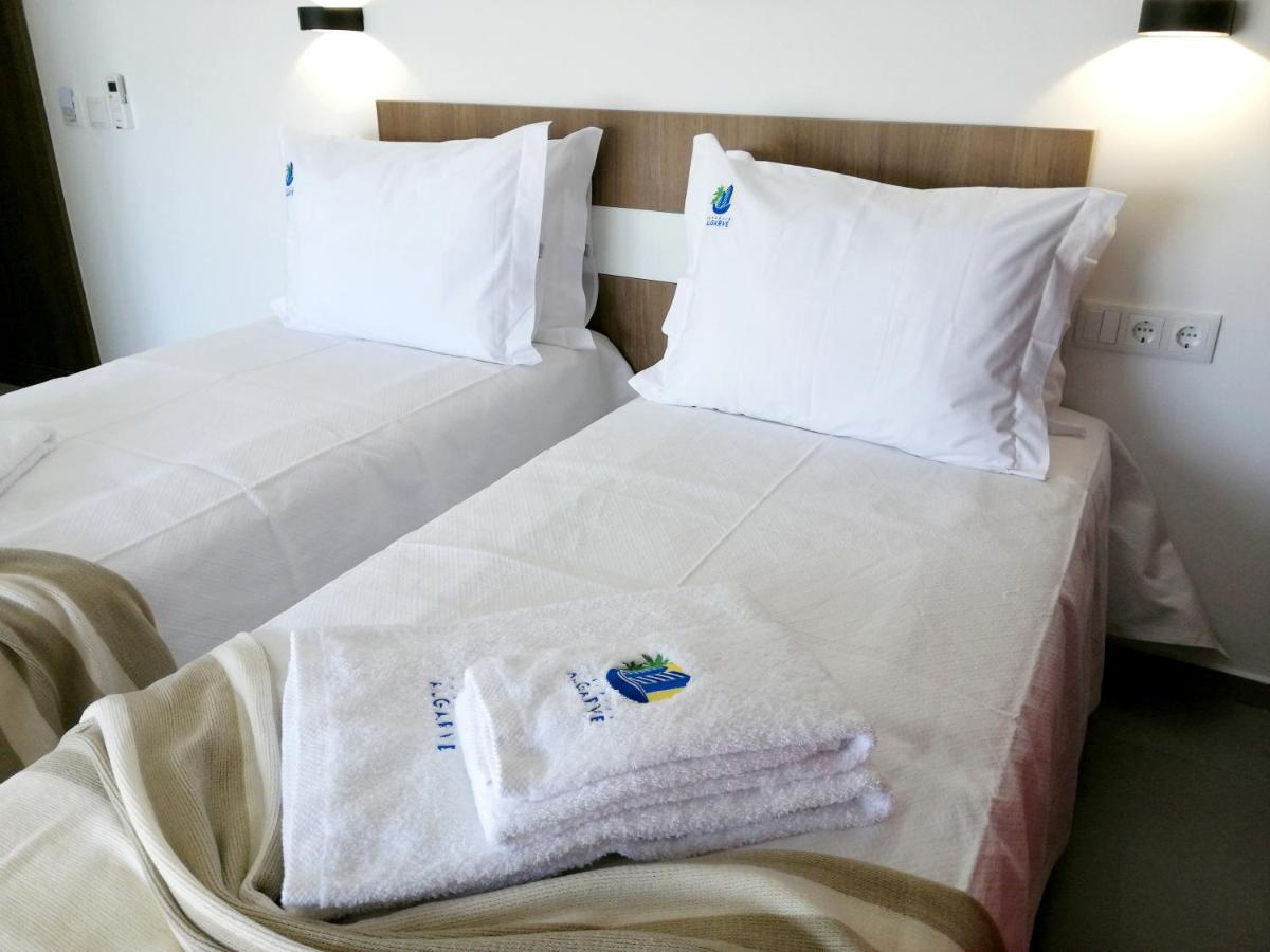 Suites Paradise Algarve Quarteira Exteriör bild
