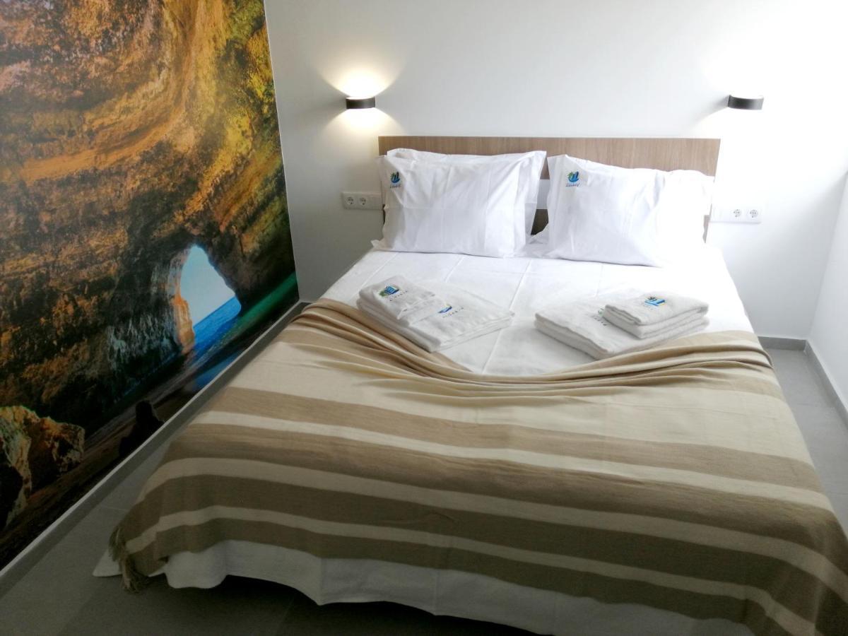 Suites Paradise Algarve Quarteira Exteriör bild